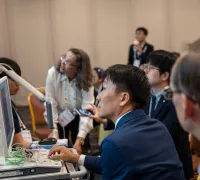 WCN2025 Day1 Web 159